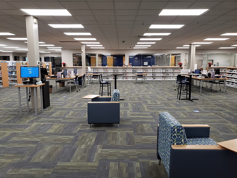 800px-Empty_library_(50759159577)